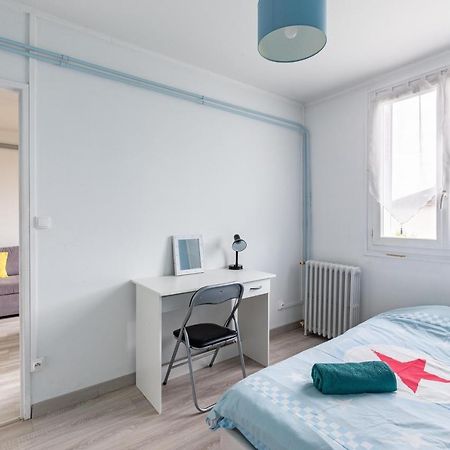 Appart T3 Bien Situe A Bourges + Wifi Екстериор снимка